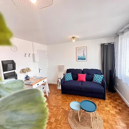 La Des 3 Piliers Avec Parking Prive アパート