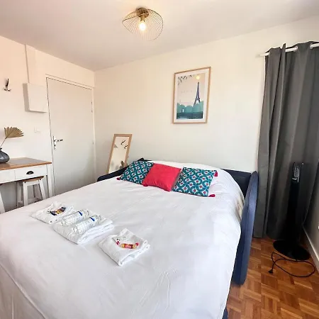 La Des 3 Piliers Avec Parking Prive アパート *