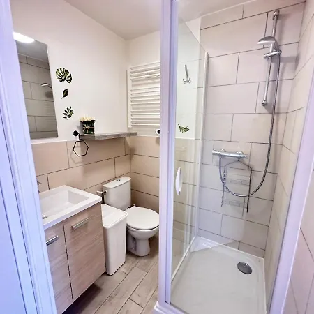 アパート La Des 3 Piliers Avec Parking Prive ランス